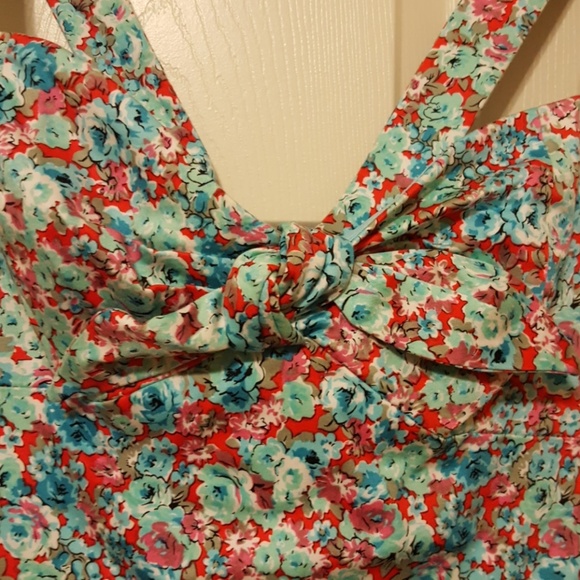 London Times Dresses & Skirts - Beautiful London Times floral dress